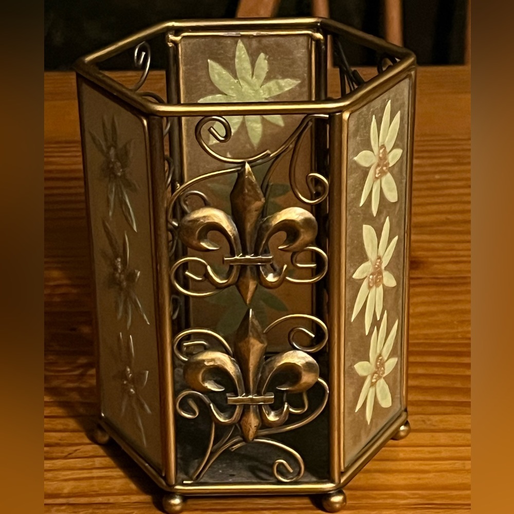 Vintage Fleur De Lis candle holder